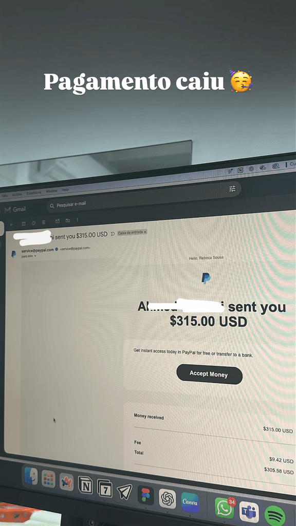 E-mail do PayPal: pagamento em dólares recebido.